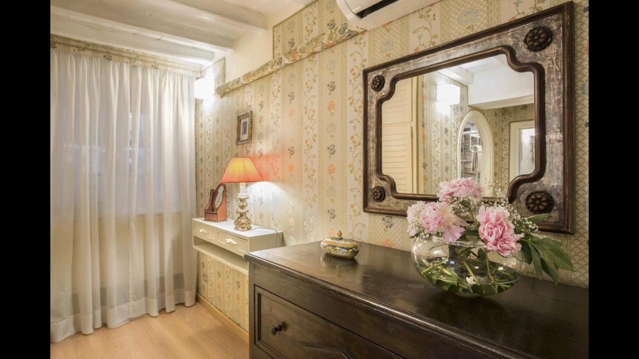 Trevinestrome - Exclusive Trevi Fountain View Apartment Bagian luar foto