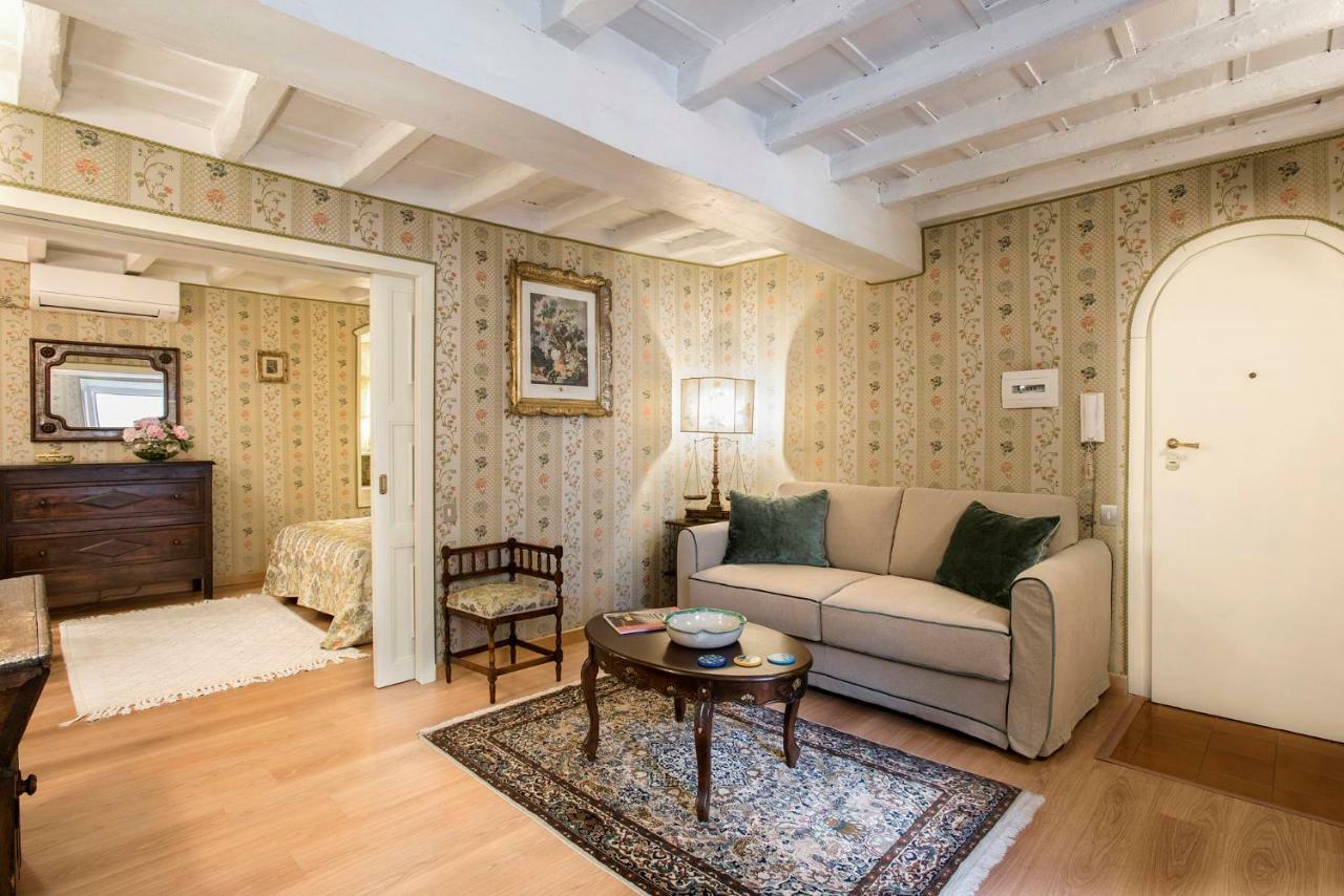 Trevinestrome - Exclusive Trevi Fountain View Apartment Bagian luar foto