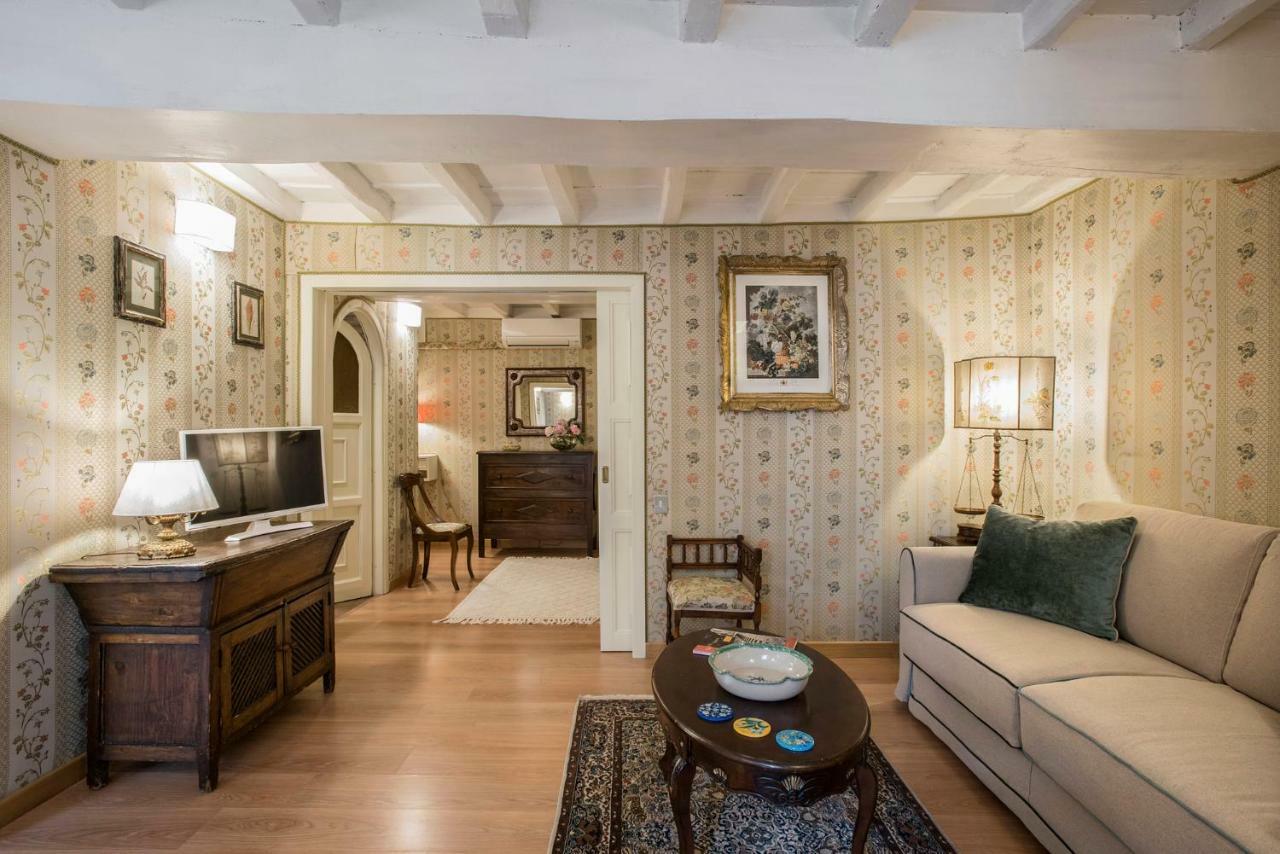 Trevinestrome - Exclusive Trevi Fountain View Apartment Bagian luar foto