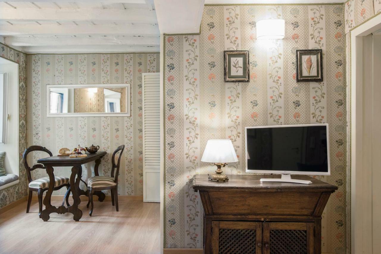 Trevinestrome - Exclusive Trevi Fountain View Apartment Bagian luar foto