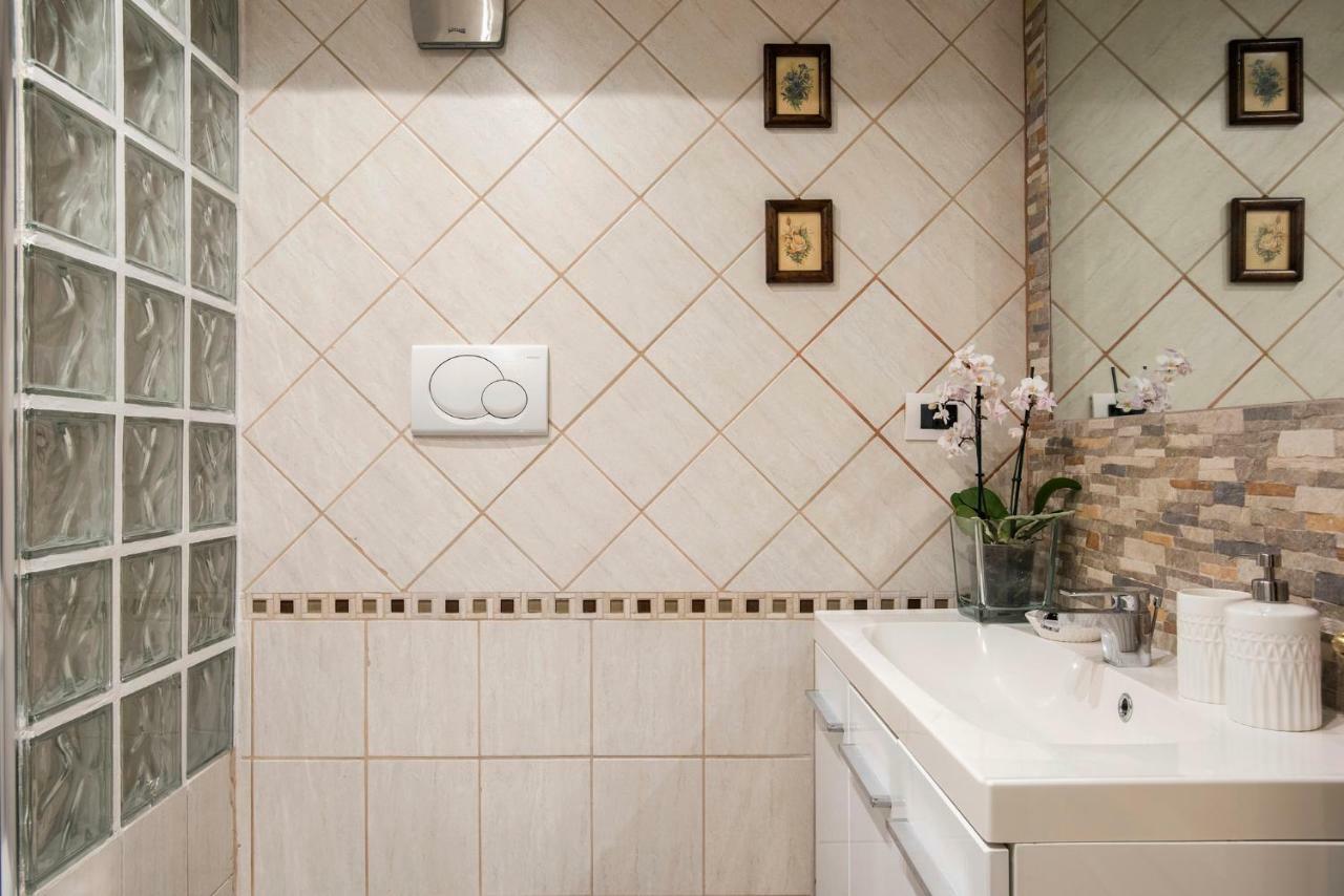 Trevinestrome - Exclusive Trevi Fountain View Apartment Bagian luar foto
