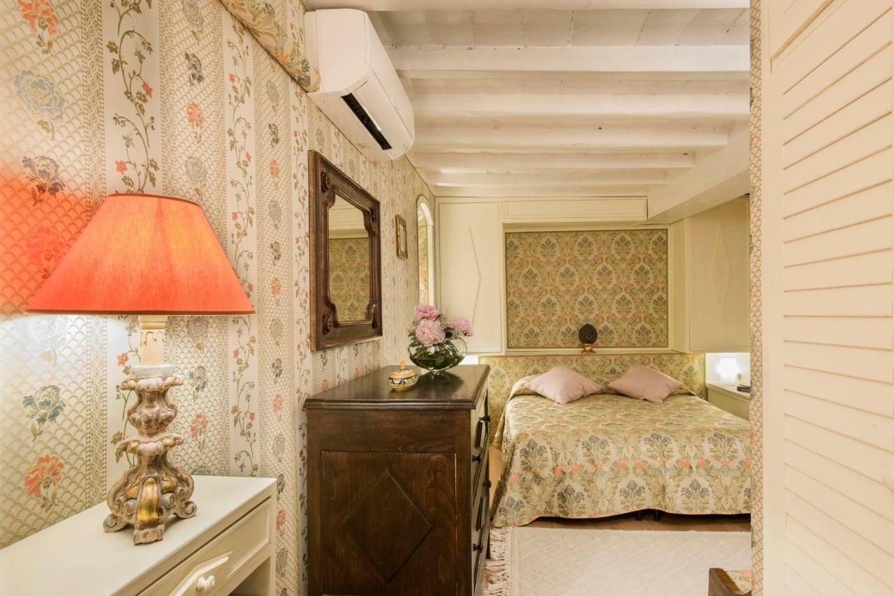 Trevinestrome - Exclusive Trevi Fountain View Apartment Bagian luar foto